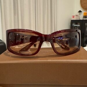 Dezi x Montay Sunglasses (red)